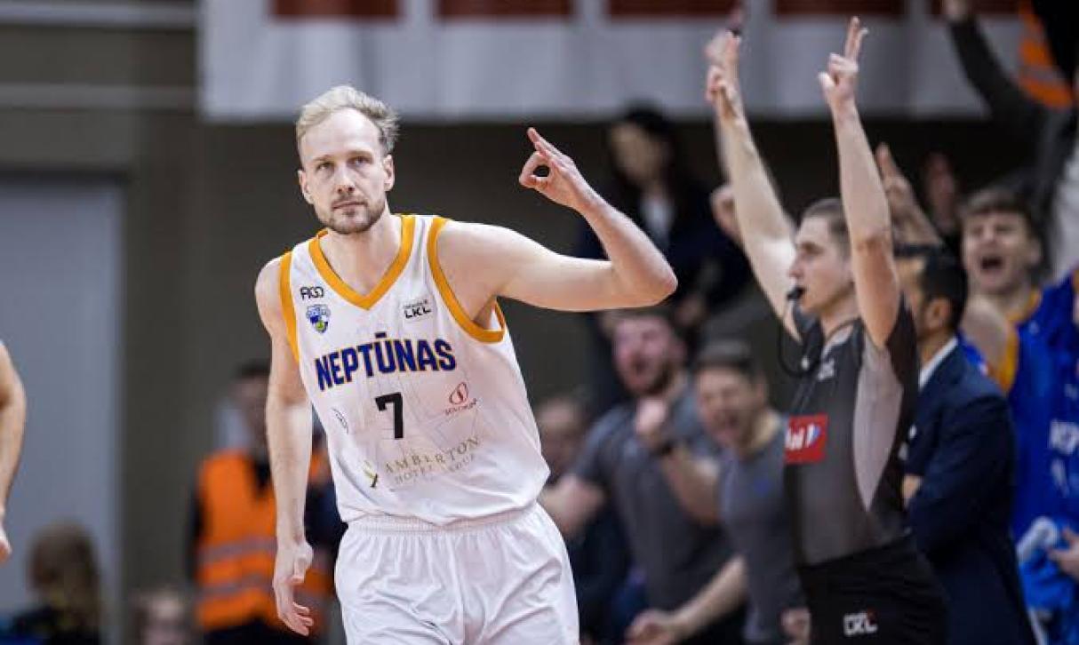 T. Lambrechtas – „Jonava Hipocredit“ gretose