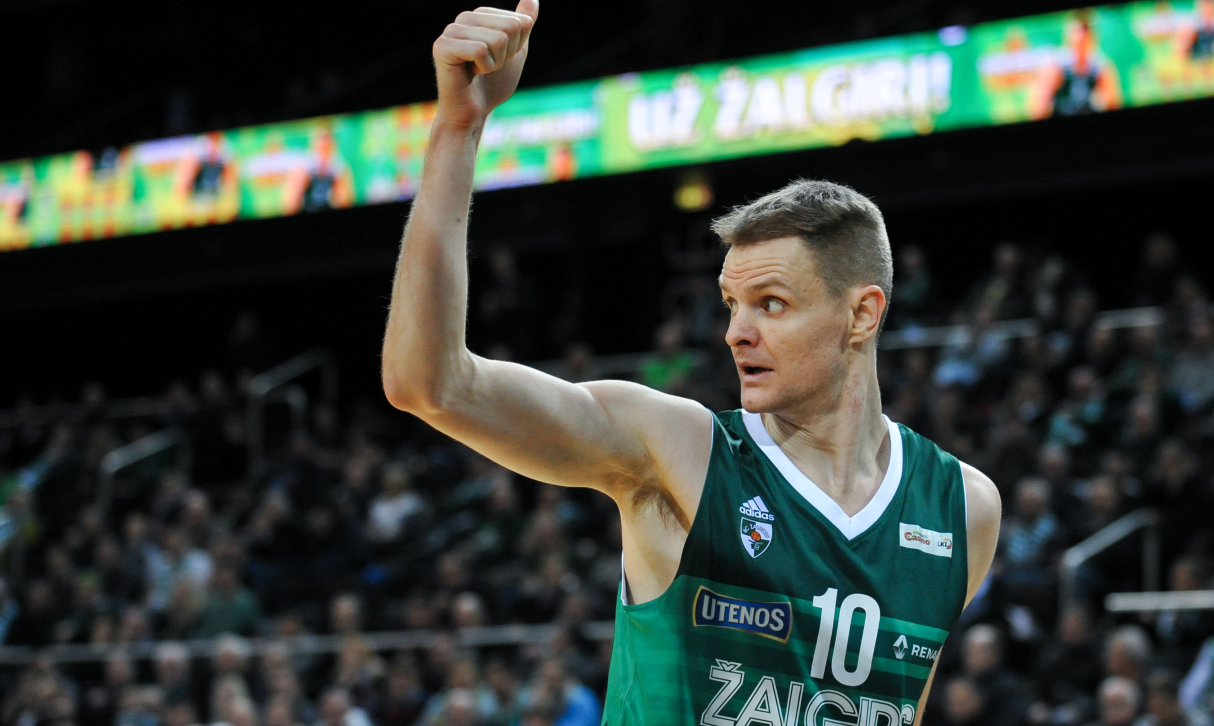 „Žalgiris“ be didesnio vargo namuose nugalėjo „Pieno Žvaigždes“ (foto, video)