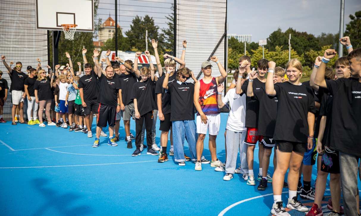 Krepšinio šventę Nemuno saloje vainikavo masiškiausio karavano rekordas