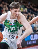 Po pertraukos atitrūkęs „Žalgiris“ laimėjo Utenoje