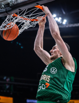 Dėjimų gausa pergalės neatnešė – „Žalgiris“ laimėjo nervų karą Gargžduose