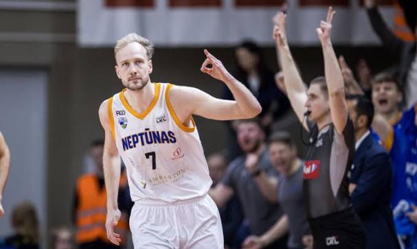 T. Lambrechtas – „Jonava Hipocredit“ gretose