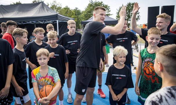 „LKL Street | Rimi“ festivalis: viskas, ką reikia žinoti apie smagiausią mokslo metų startą