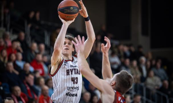 „Rytas“ vargo dėl pergalės Utenoje