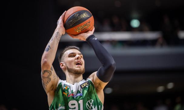 Žalgiris dễ dàng vượt qua Jonava, tiến vào bán kết LKL