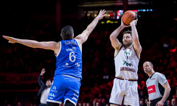 Neptūnas Tiếp Tục Khẳng Định Ưu Thế Trước Lietkabelis: Cú Sốc Tại Phút 45