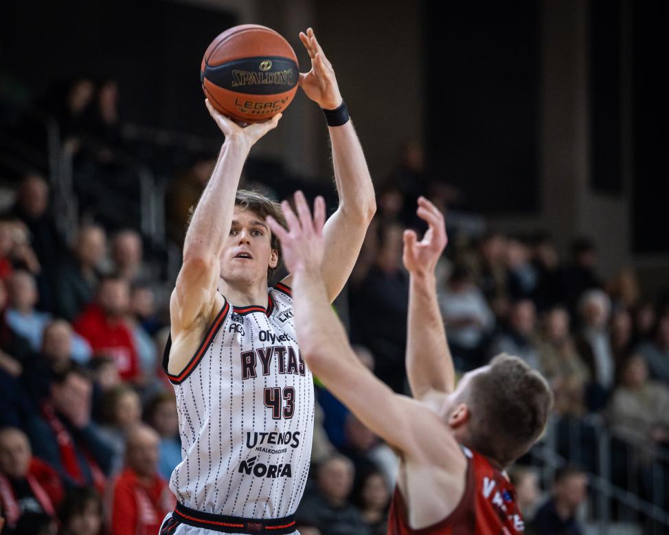 „Rytas“ vargo dėl pergalės Utenoje