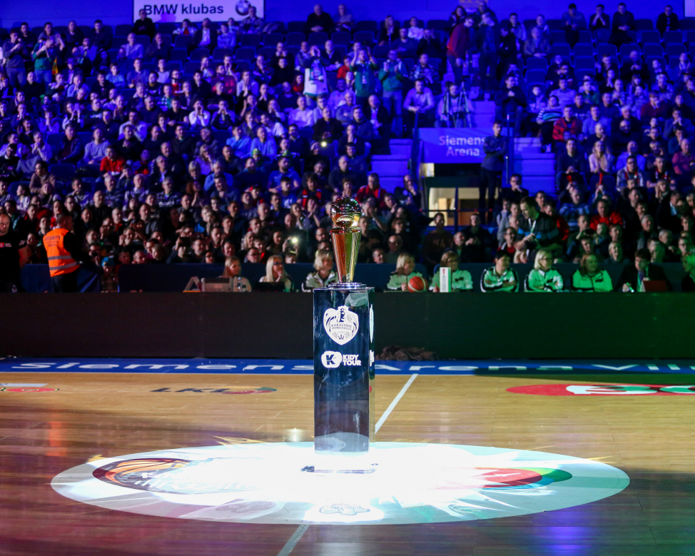 Gero krepšinio ištroškę lietuviai graibsto bilietus į „Kidy Tour“ Karaliaus Mindaugo taurės kovas „Siemens“ arenoje